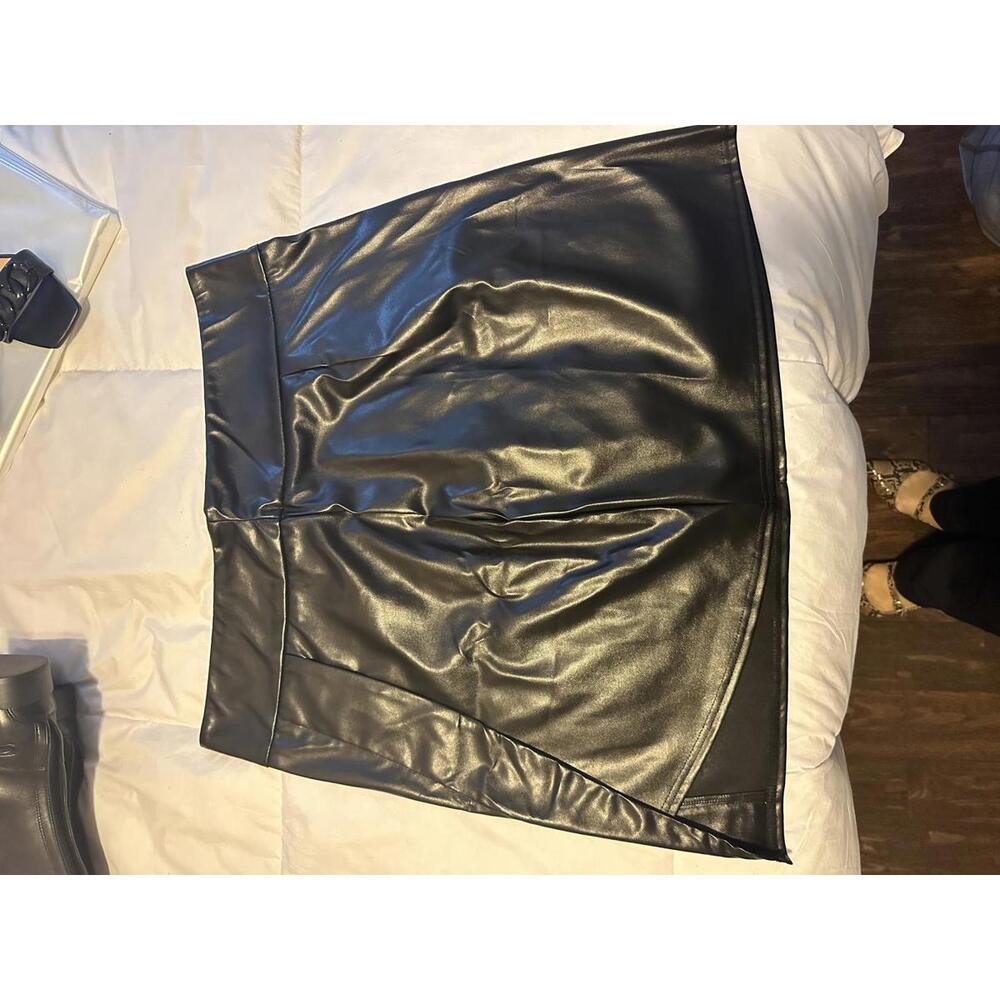 SHEIN Curve 3XL Pleater Mini